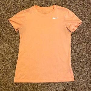 Nike t-shirt
